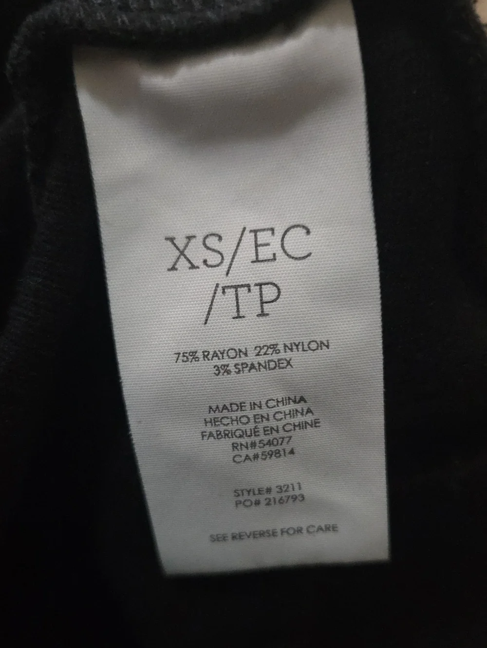 Cabi #3211 Black Sleek Ponte Legging Seaming Details Size XS Classic Basic